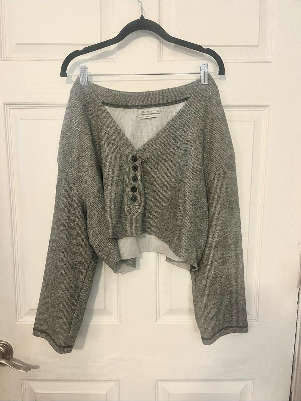 Urban Outfitters Gray V-Neck Button-Front Cropped Sweater